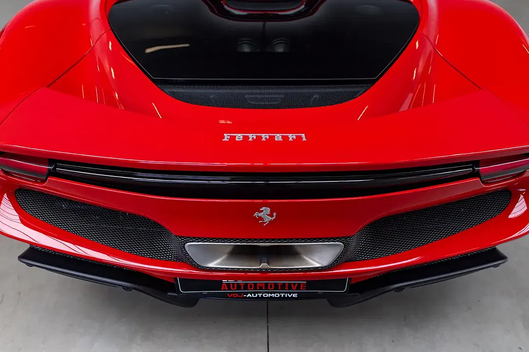 Ferrari 296 GTB - Thumbnail 6