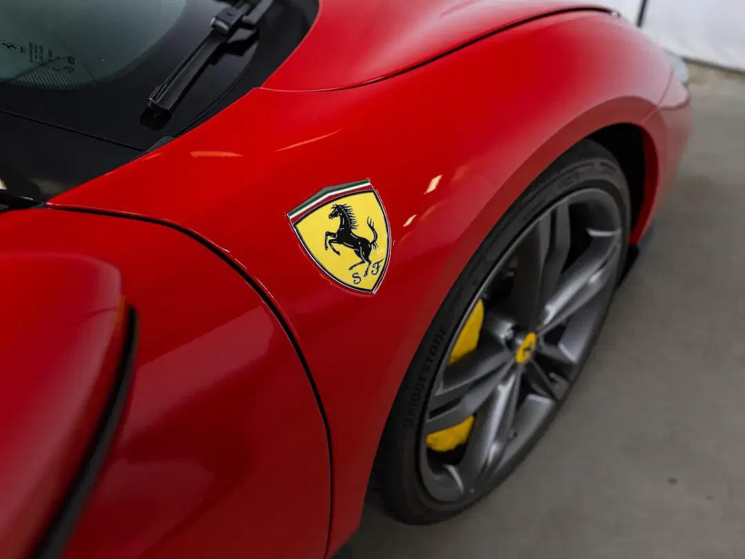 Ferrari 296 GTB - Thumbnail 9