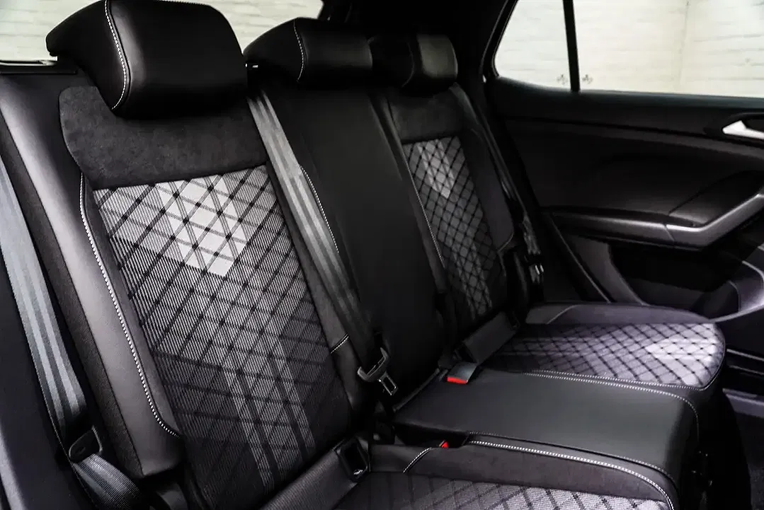 Volkswagen T-Cross - Thumbnail 11