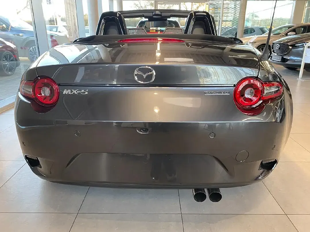 Mazda MX-5 - Thumbnail 4