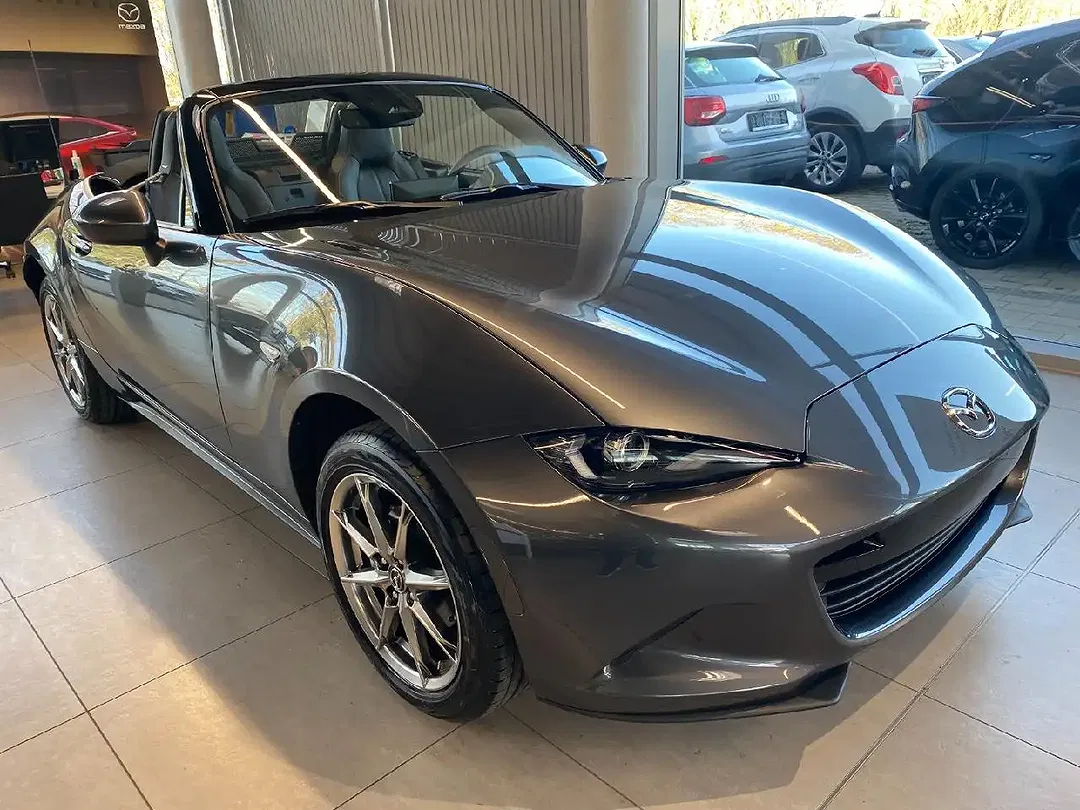 Mazda MX-5 - Thumbnail 6