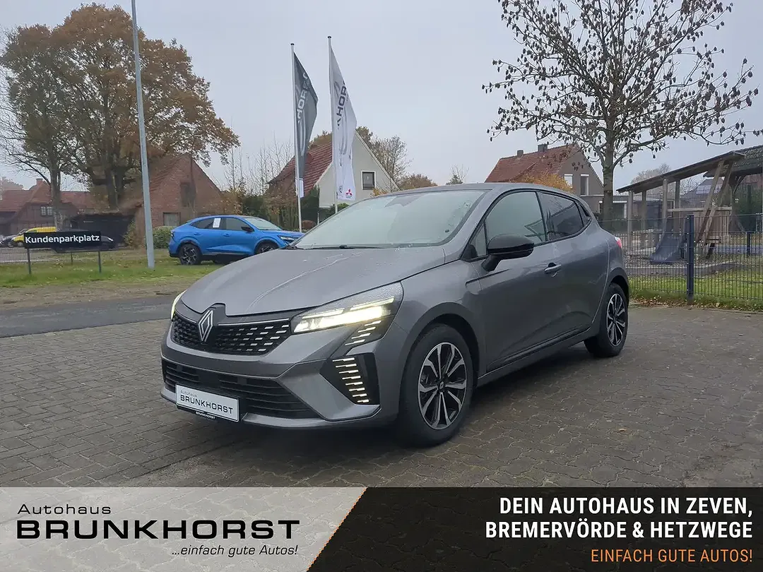 Renault Clio - Thumbnail 1