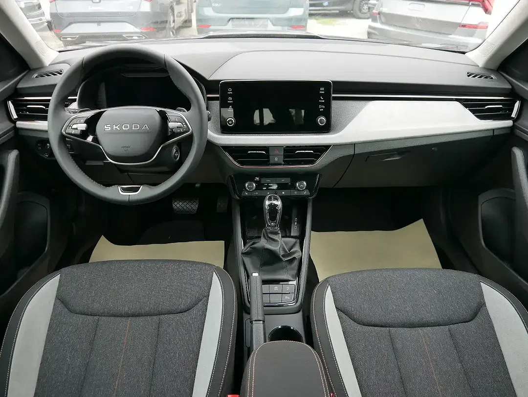 Skoda Kamiq - Thumbnail 10