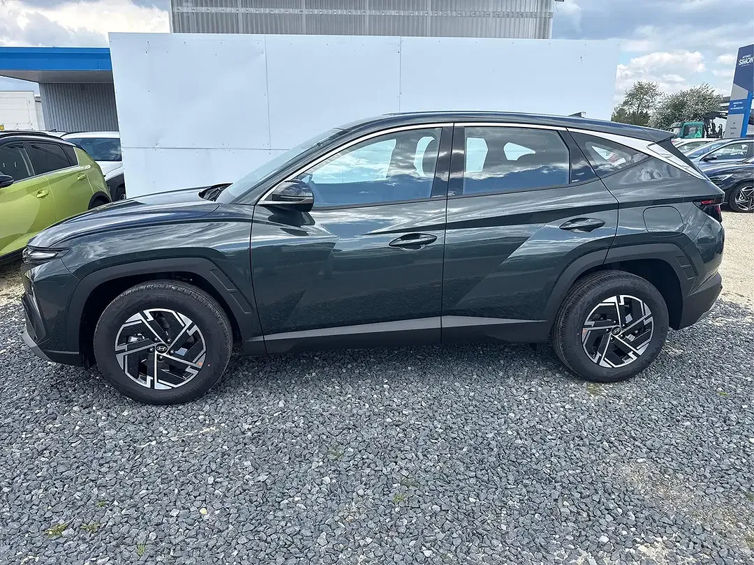 Hyundai TUCSON - Thumbnail 3