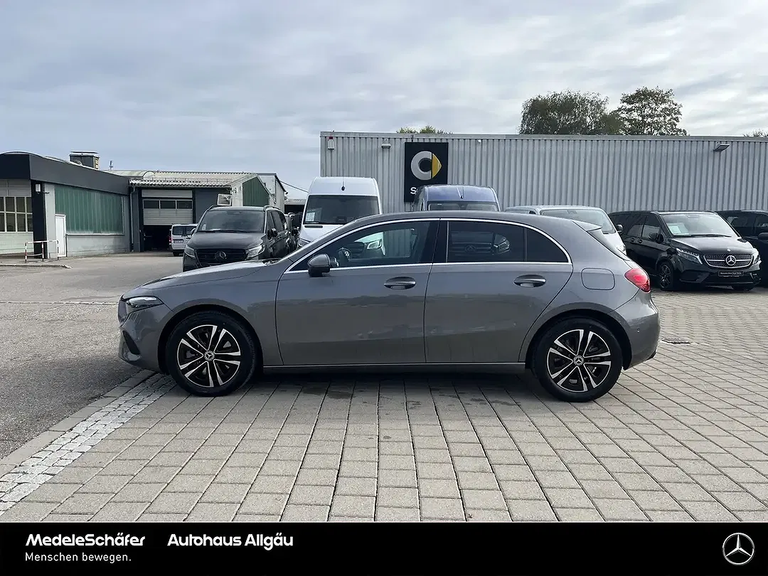 Mercedes-Benz A 250 - Thumbnail 2