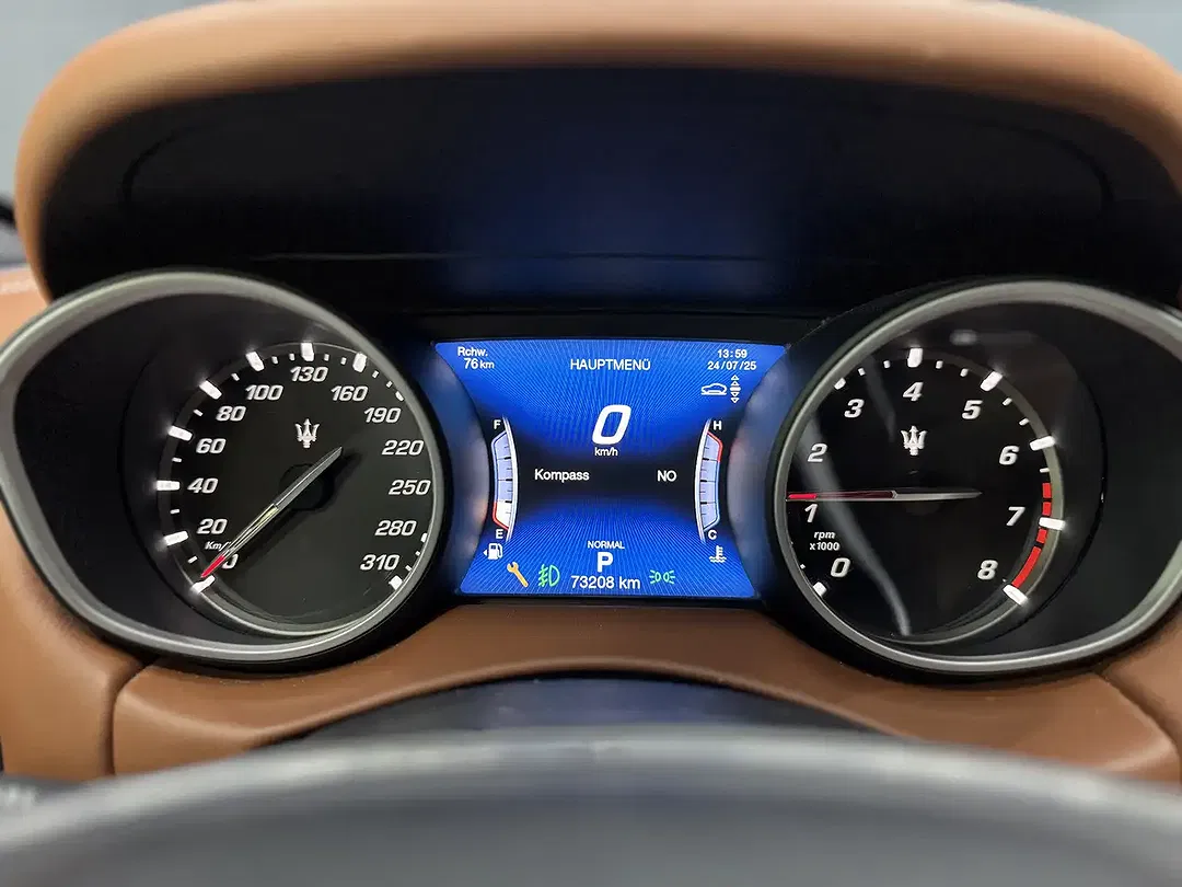 Maserati Levante - Thumbnail 15