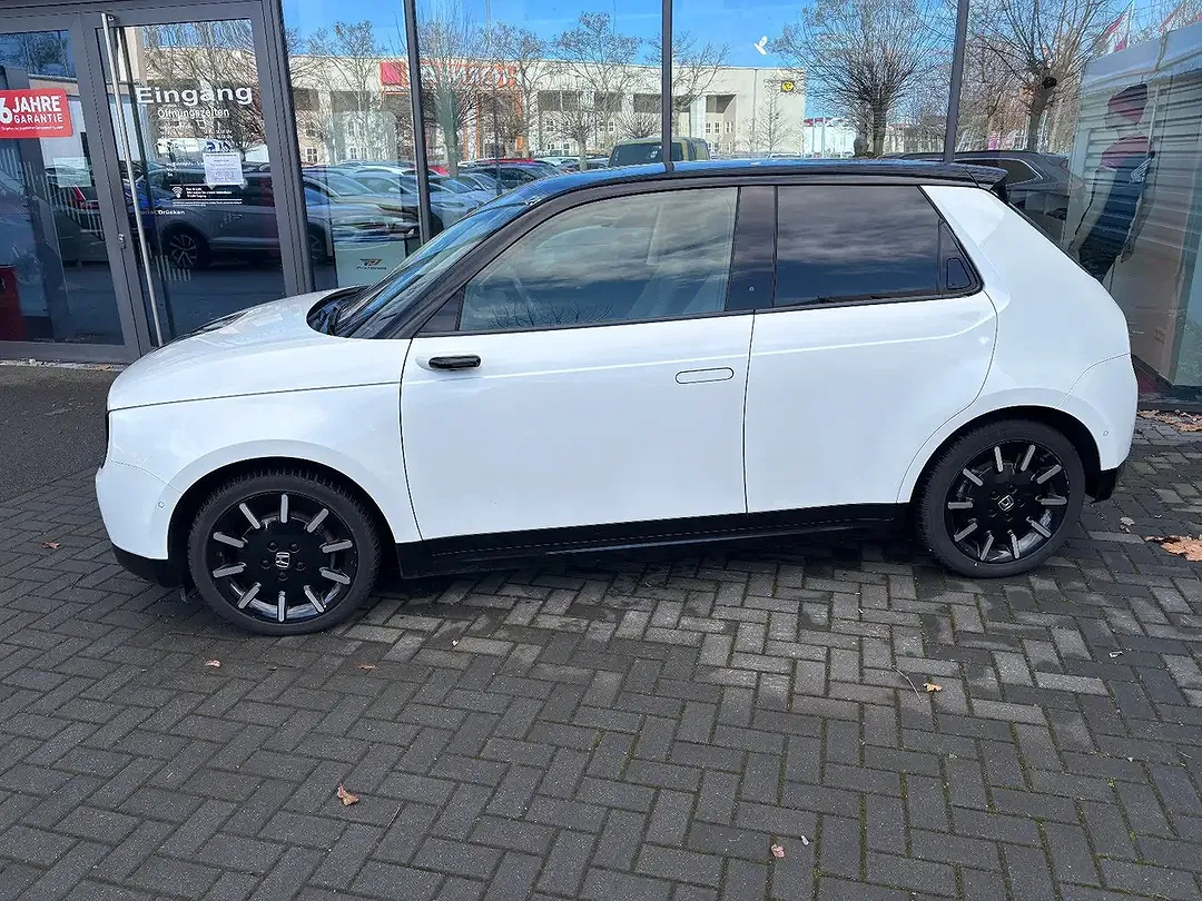 Honda e - Thumbnail 5