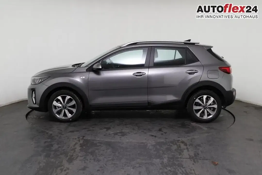 Kia Stonic - Thumbnail 3