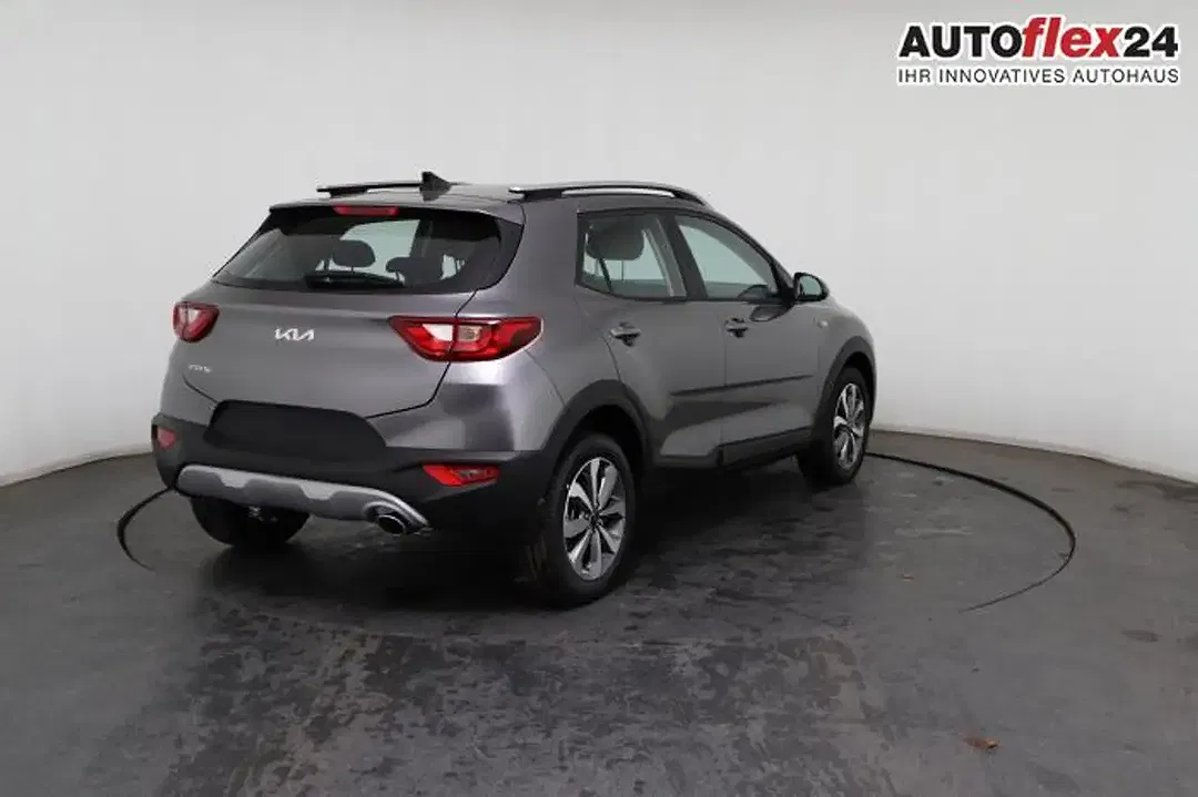 Kia Stonic - Thumbnail 6