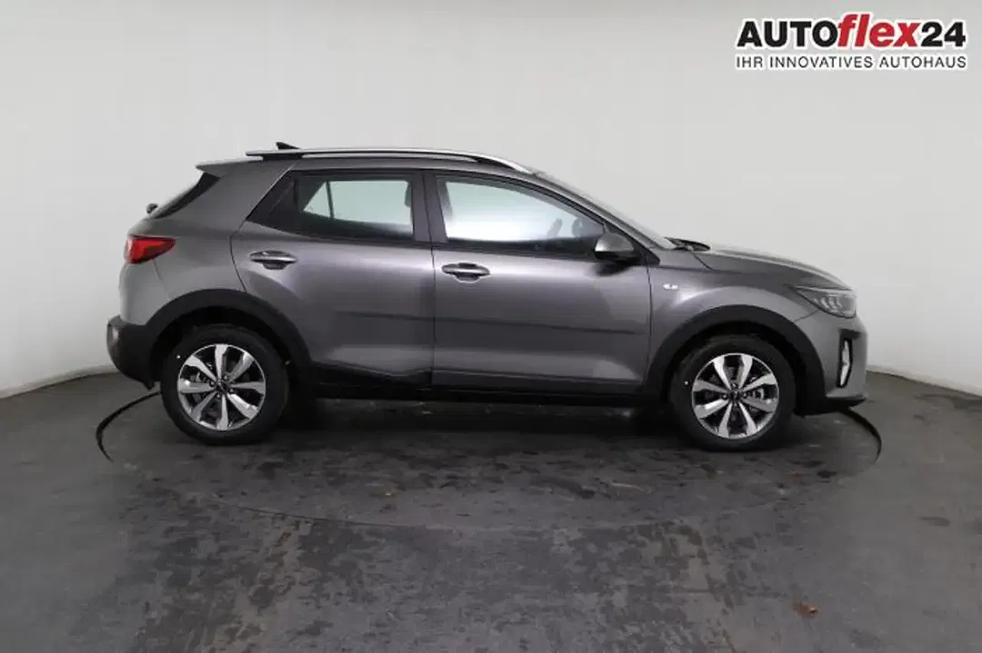 Kia Stonic - Thumbnail 8