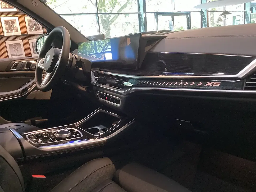 BMW X5 - Thumbnail 11
