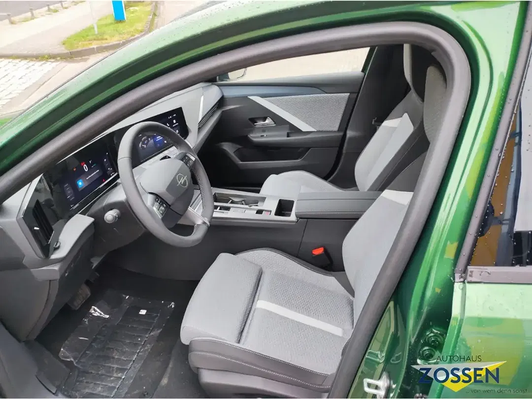 Opel Astra - Thumbnail 8