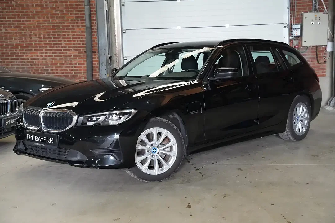 BMW 320 - Afbeelding 1