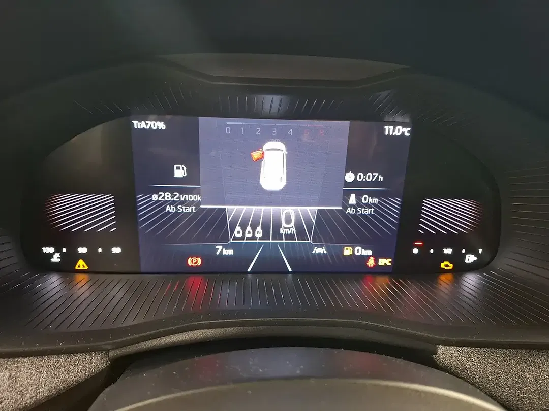 Skoda Kamiq - Thumbnail 11