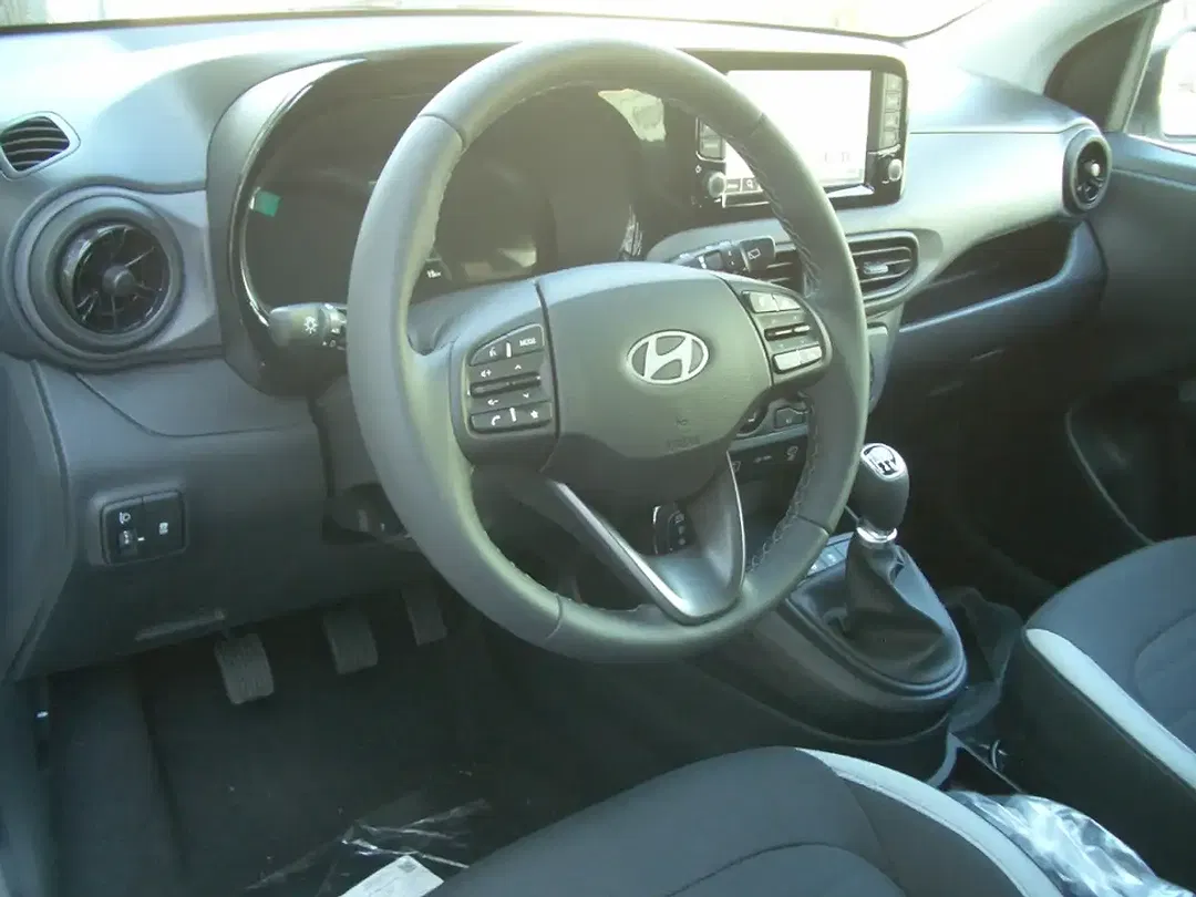 Hyundai i10 - Thumbnail 8