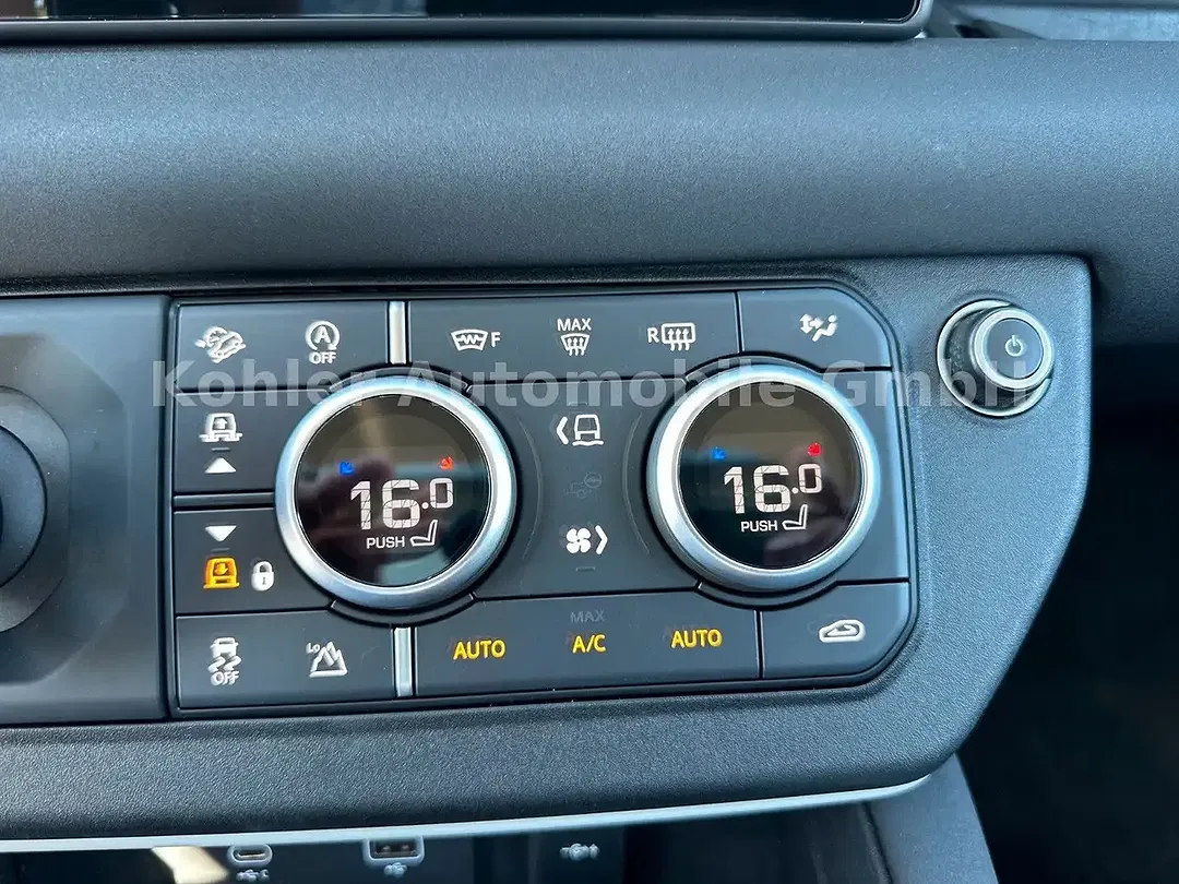 Land Rover Defender - Thumbnail 14