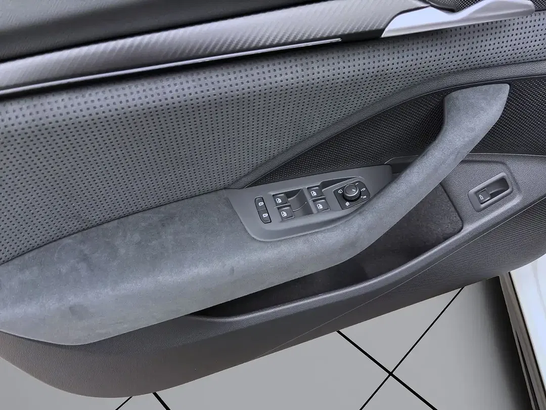 Skoda Superb - Thumbnail 11