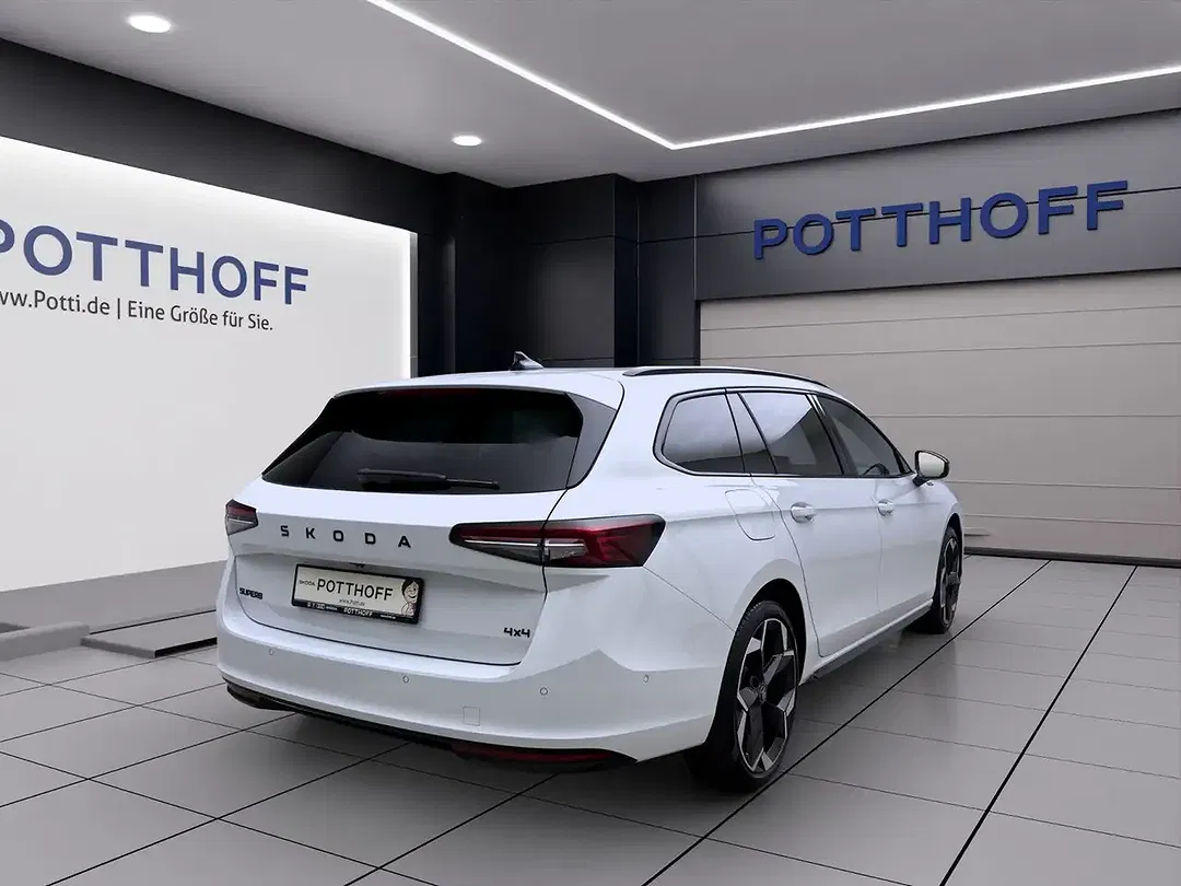 Skoda Superb - Thumbnail 6