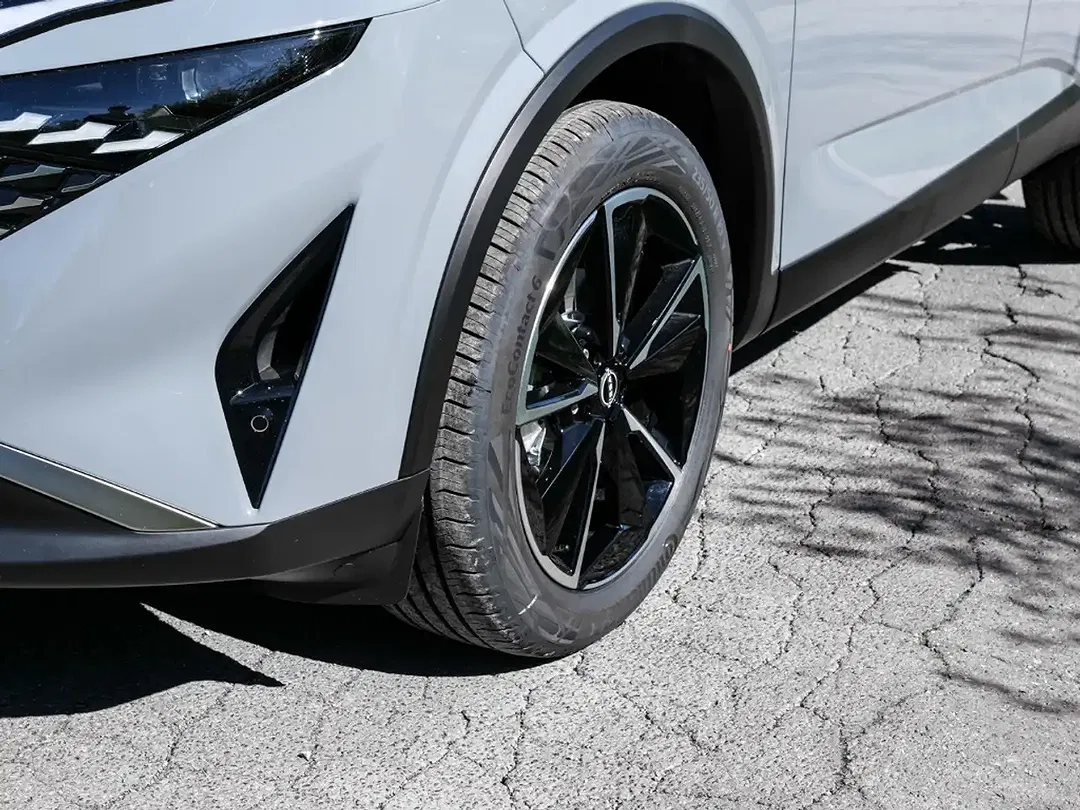 Nissan Qashqai - Thumbnail 3