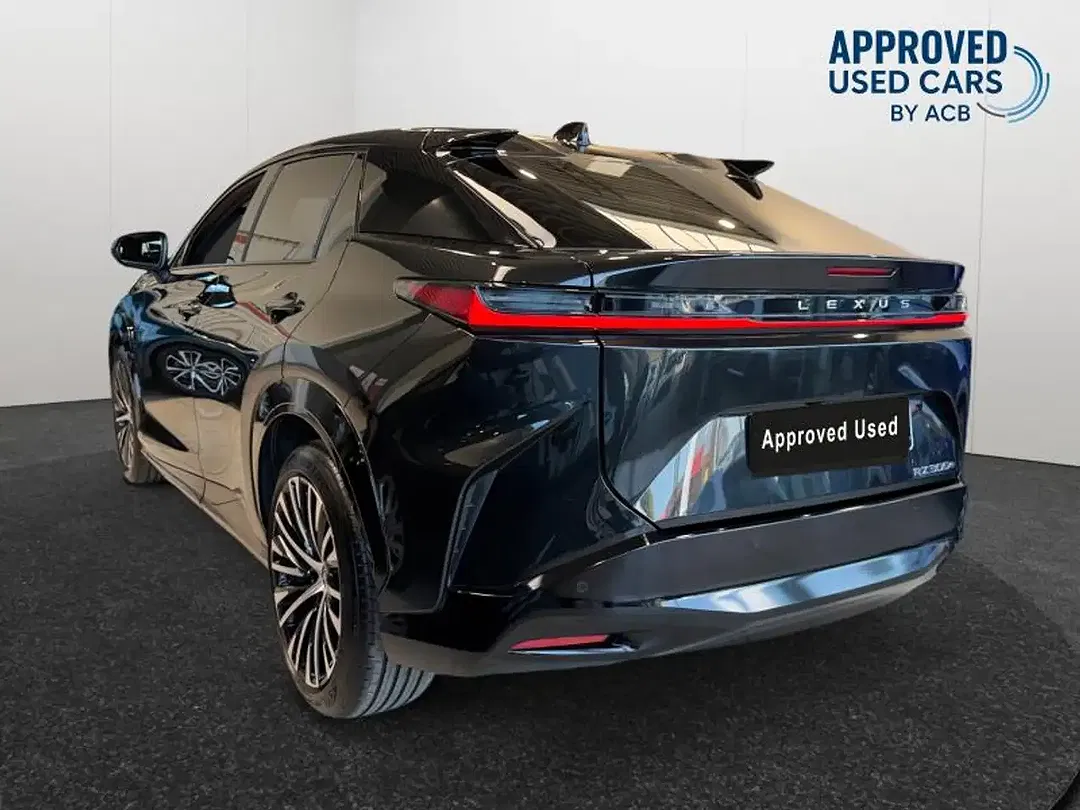 Lexus RZ - Thumbnail 2
