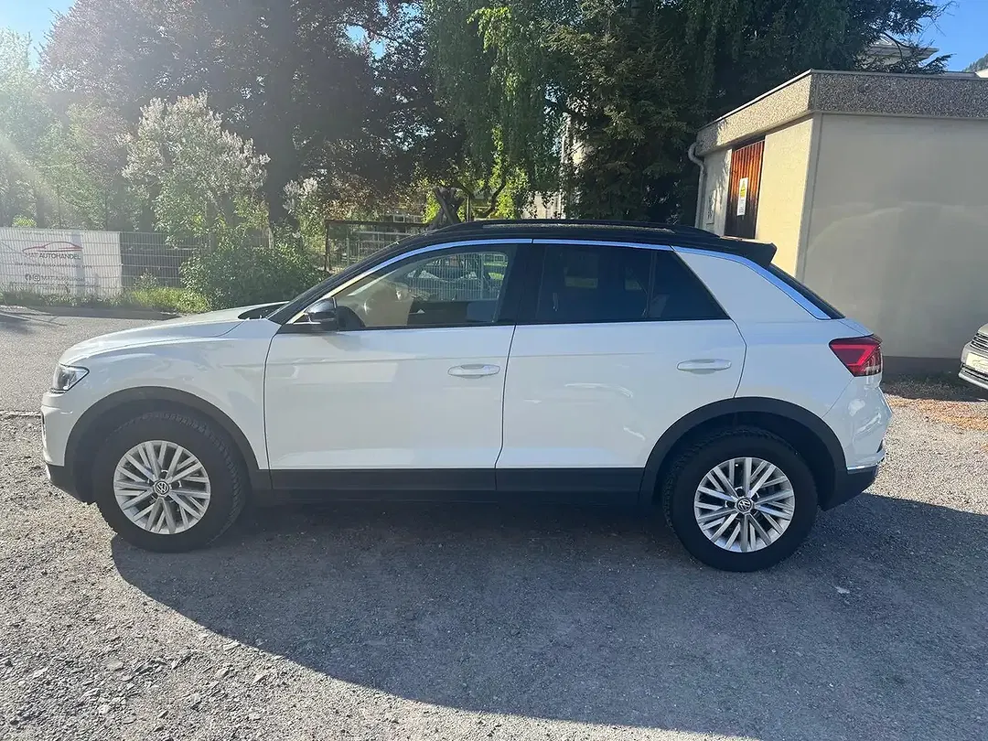 Volkswagen T-Roc - Thumbnail 8