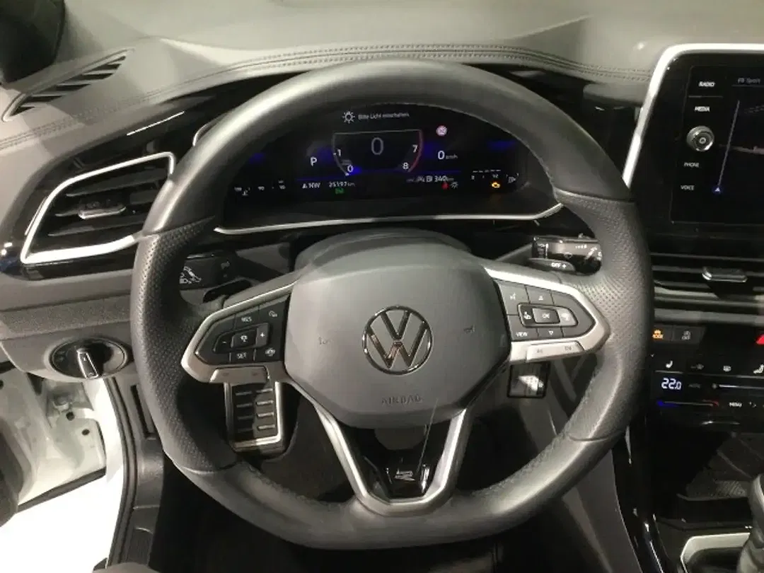 Volkswagen T-Roc - Thumbnail 15