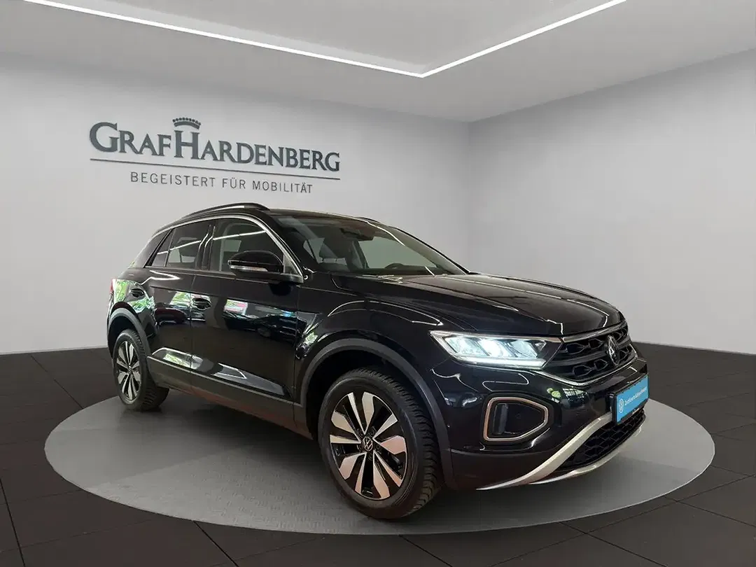 Volkswagen T-Roc - Thumbnail 8