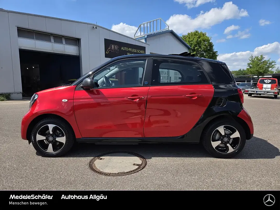 smart forFour - Thumbnail 4