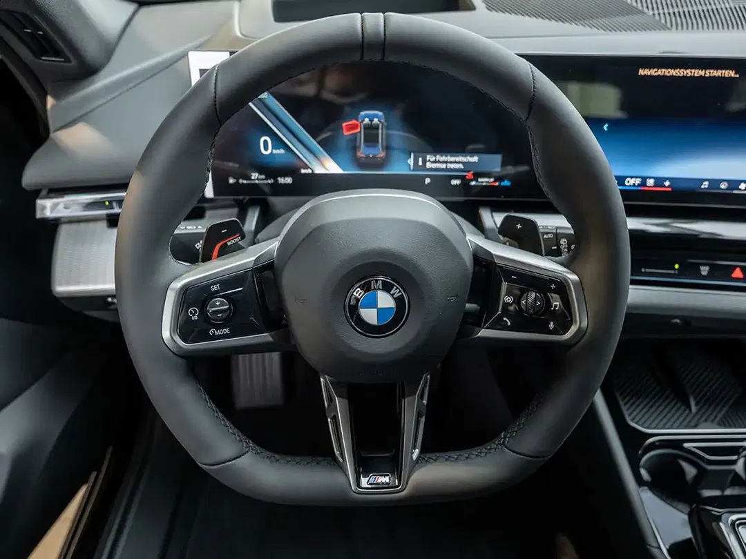 BMW 520 - Thumbnail 13