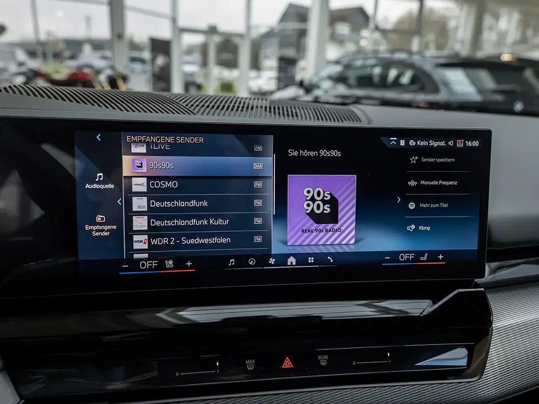 BMW 520 - Thumbnail 15
