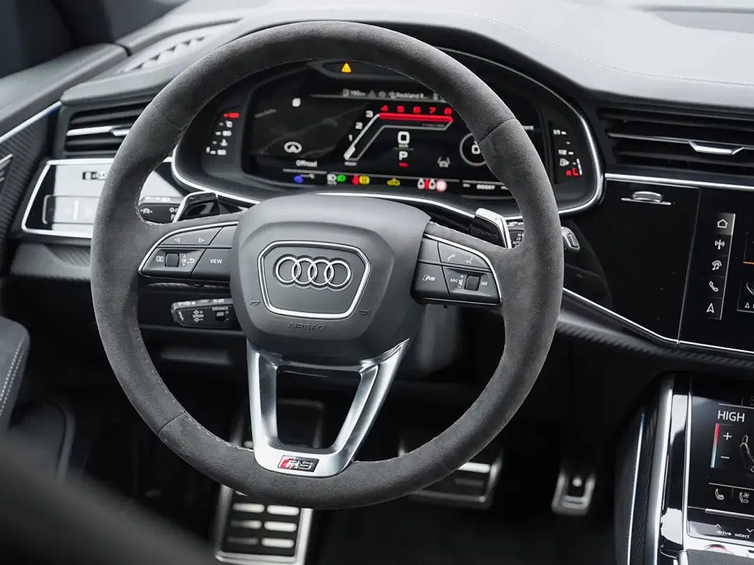Audi RS Q8 - Thumbnail 13