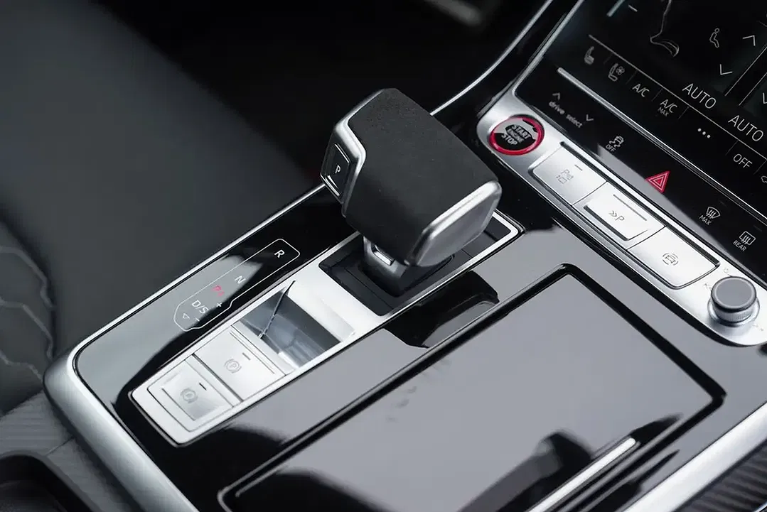 Audi RS Q8 - Thumbnail 9