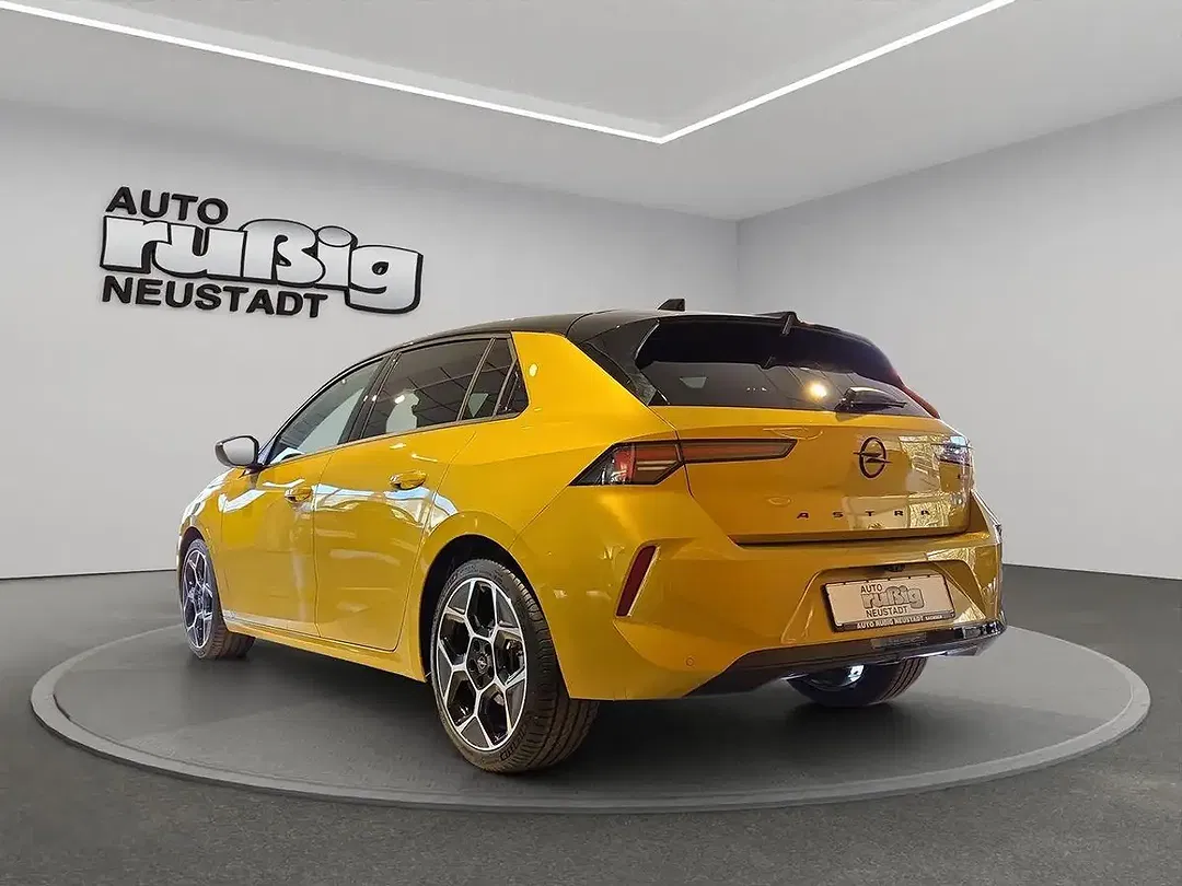 Opel Astra - Thumbnail 3