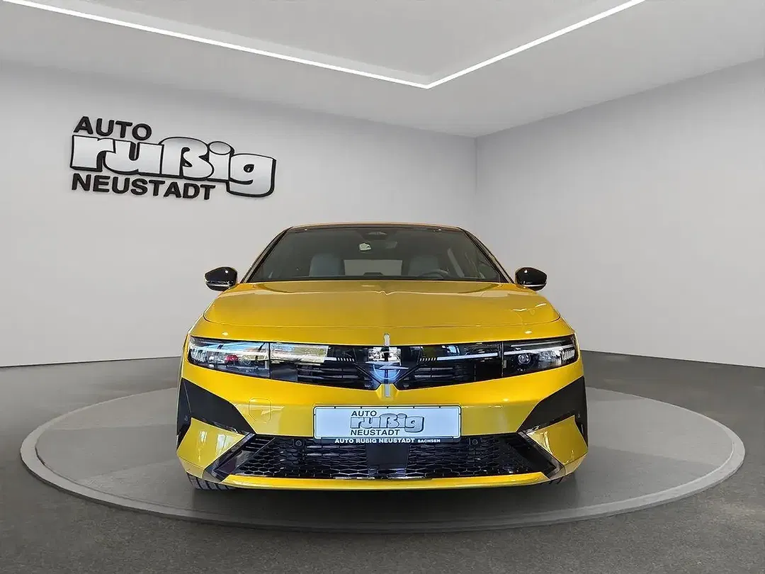 Opel Astra - Thumbnail 8