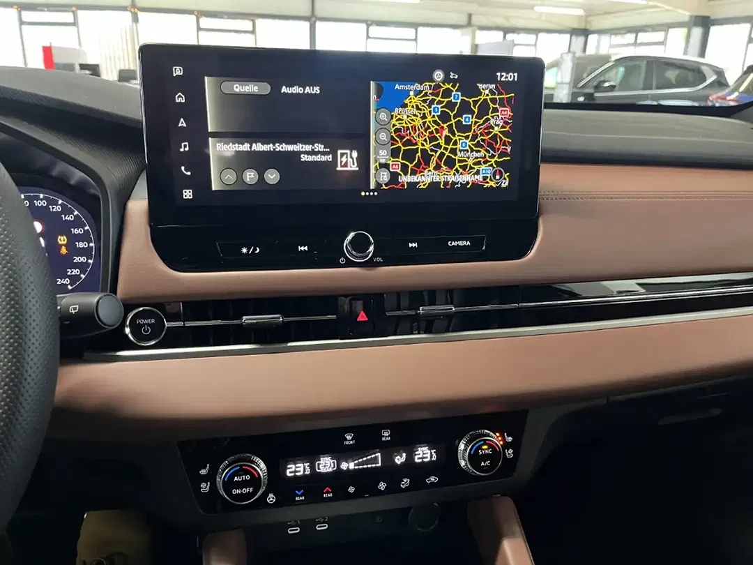 Mitsubishi Outlander - Thumbnail 14