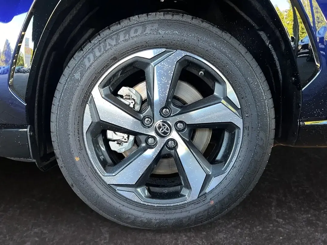 Toyota RAV 4 - Thumbnail 5