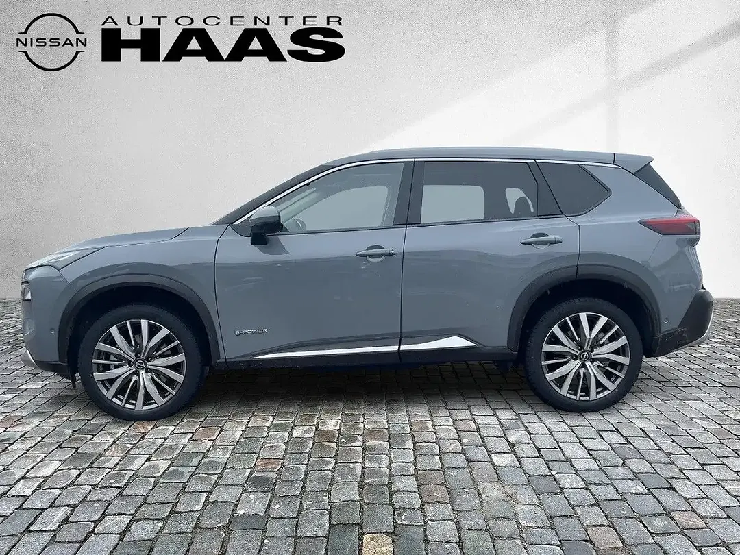Nissan X-Trail - Thumbnail 3