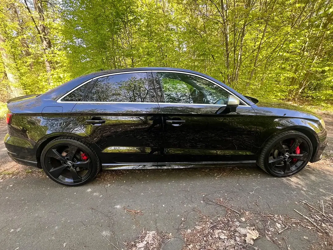 Audi RS3 - Thumbnail 4