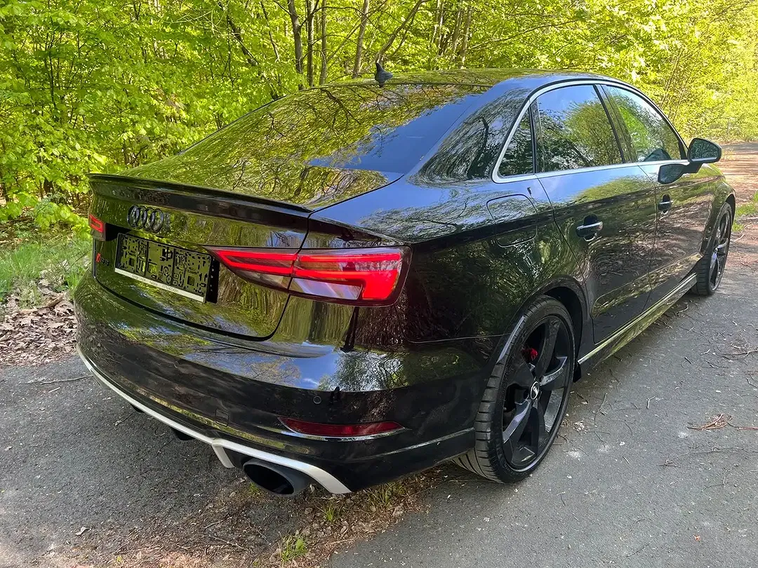 Audi RS3 - Thumbnail 5