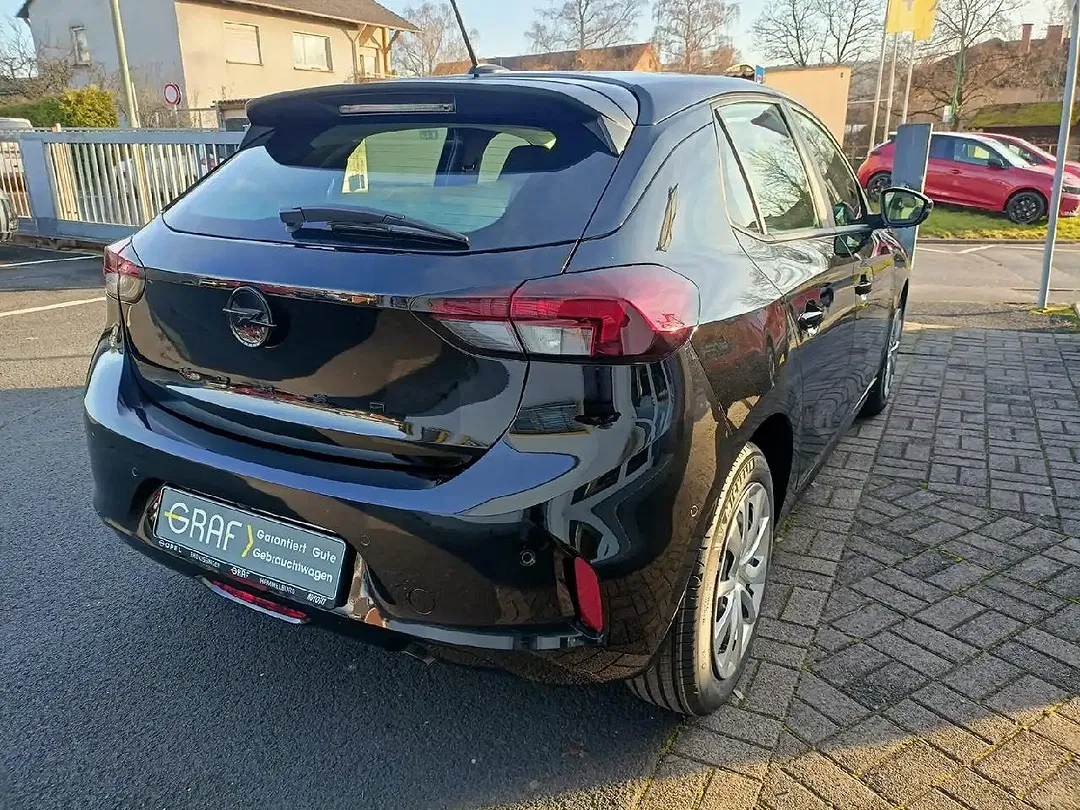 Opel Corsa - Thumbnail 3