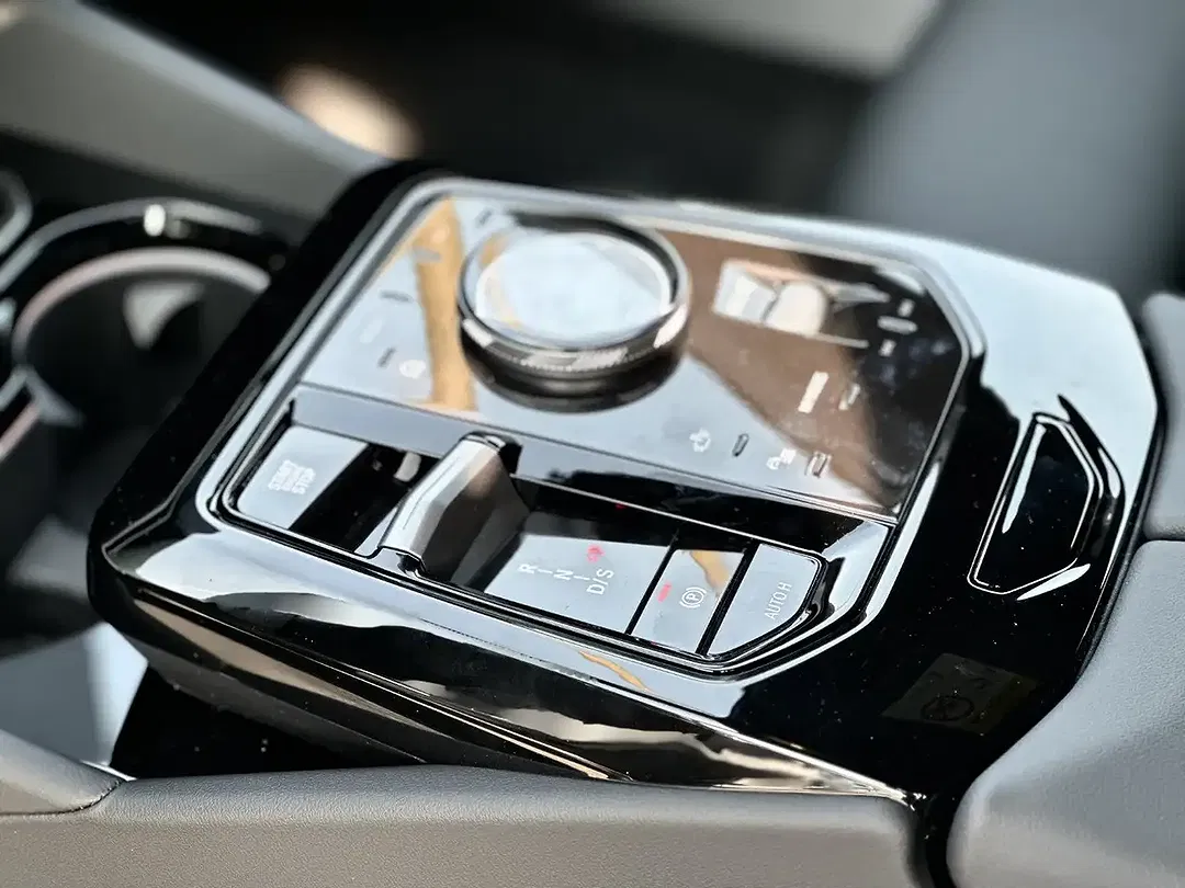 BMW 520 - Thumbnail 12
