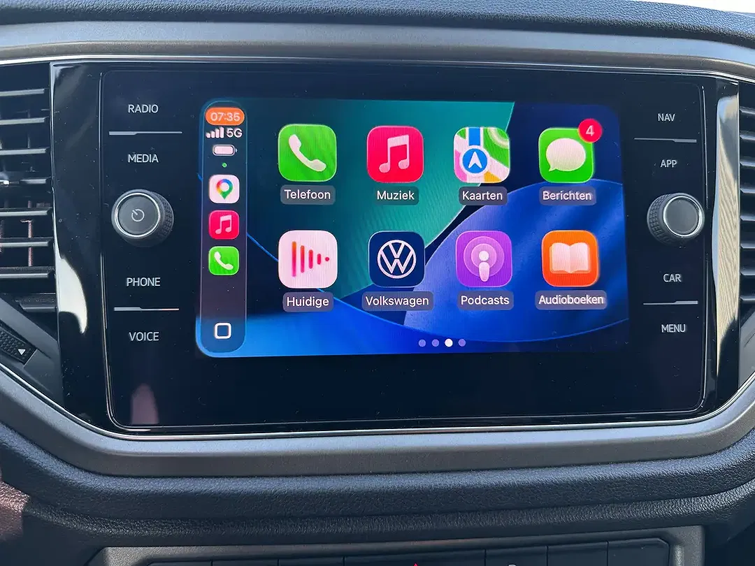 Volkswagen T-Roc - Thumbnail 14