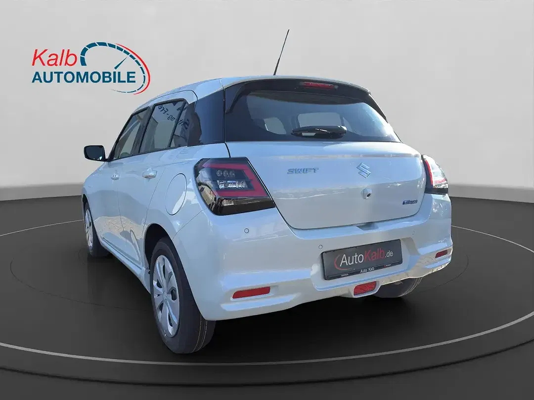 Suzuki Swift - Thumbnail 3