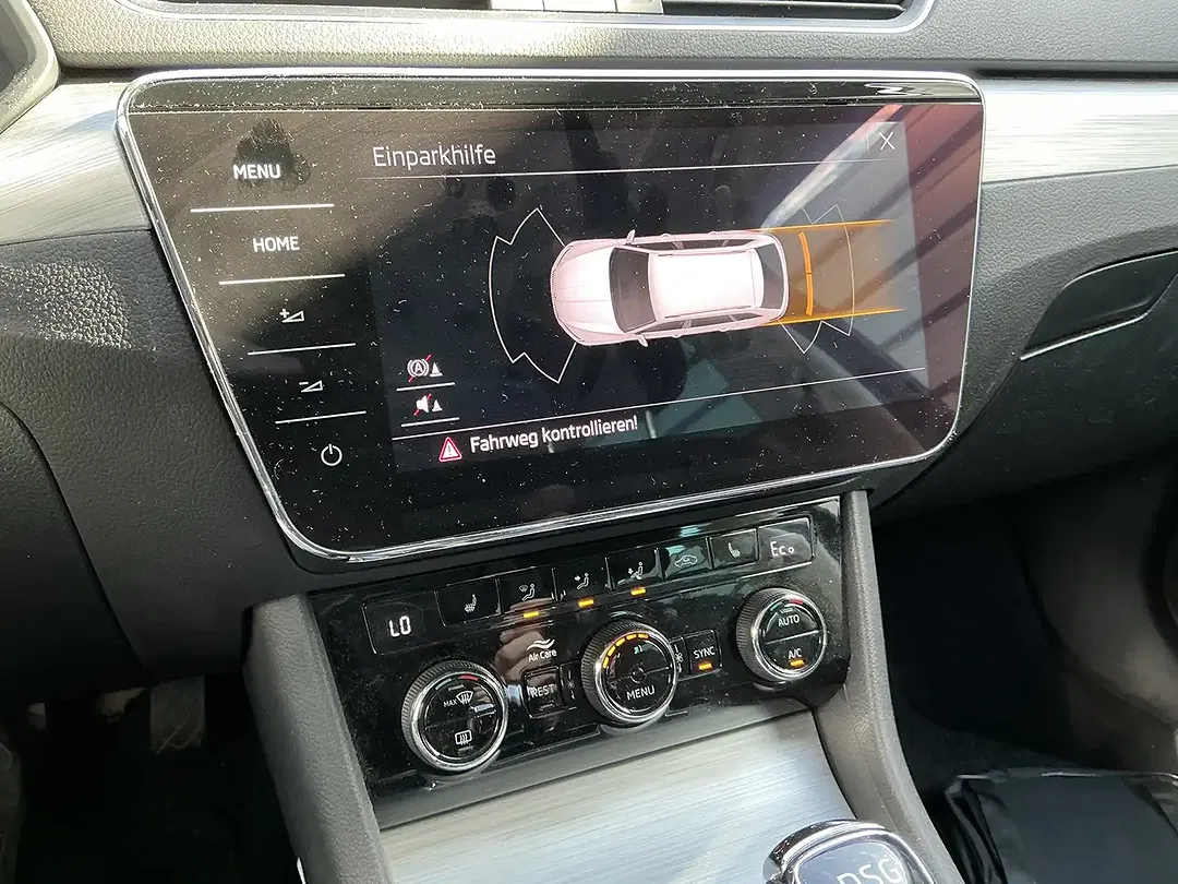 Skoda Superb - Thumbnail 8