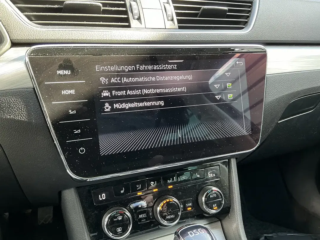 Skoda Superb - Thumbnail 9