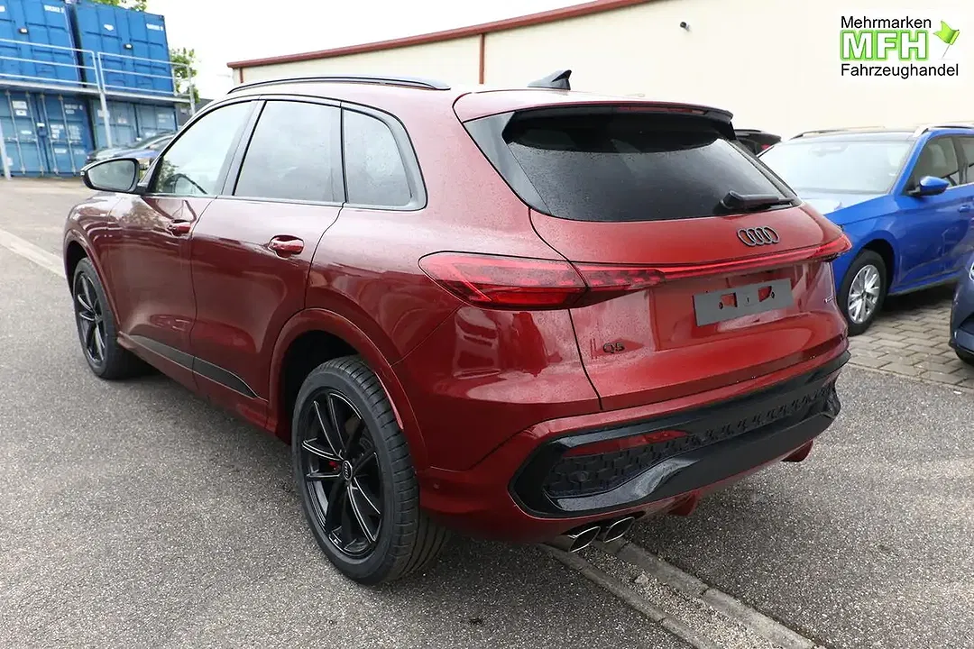 Audi Q5 - Thumbnail 3