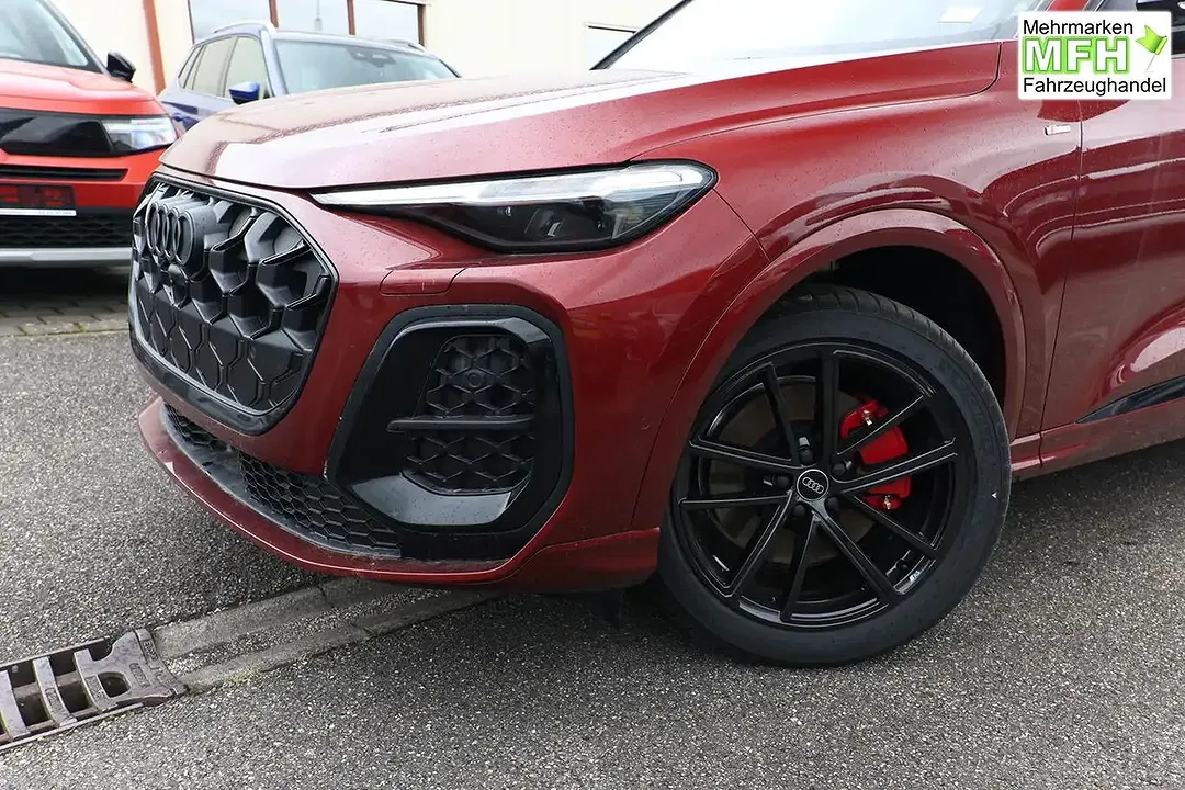 Audi Q5 - Thumbnail 4