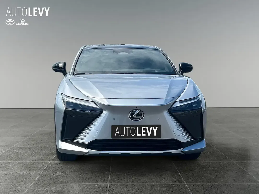Lexus RZ - Thumbnail 8