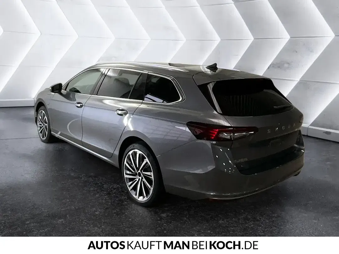 Skoda Superb - Thumbnail 2