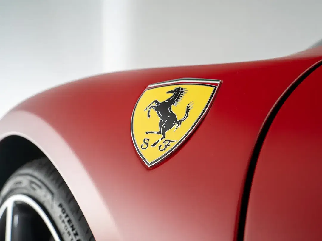 Ferrari 296 GTB - Thumbnail 15